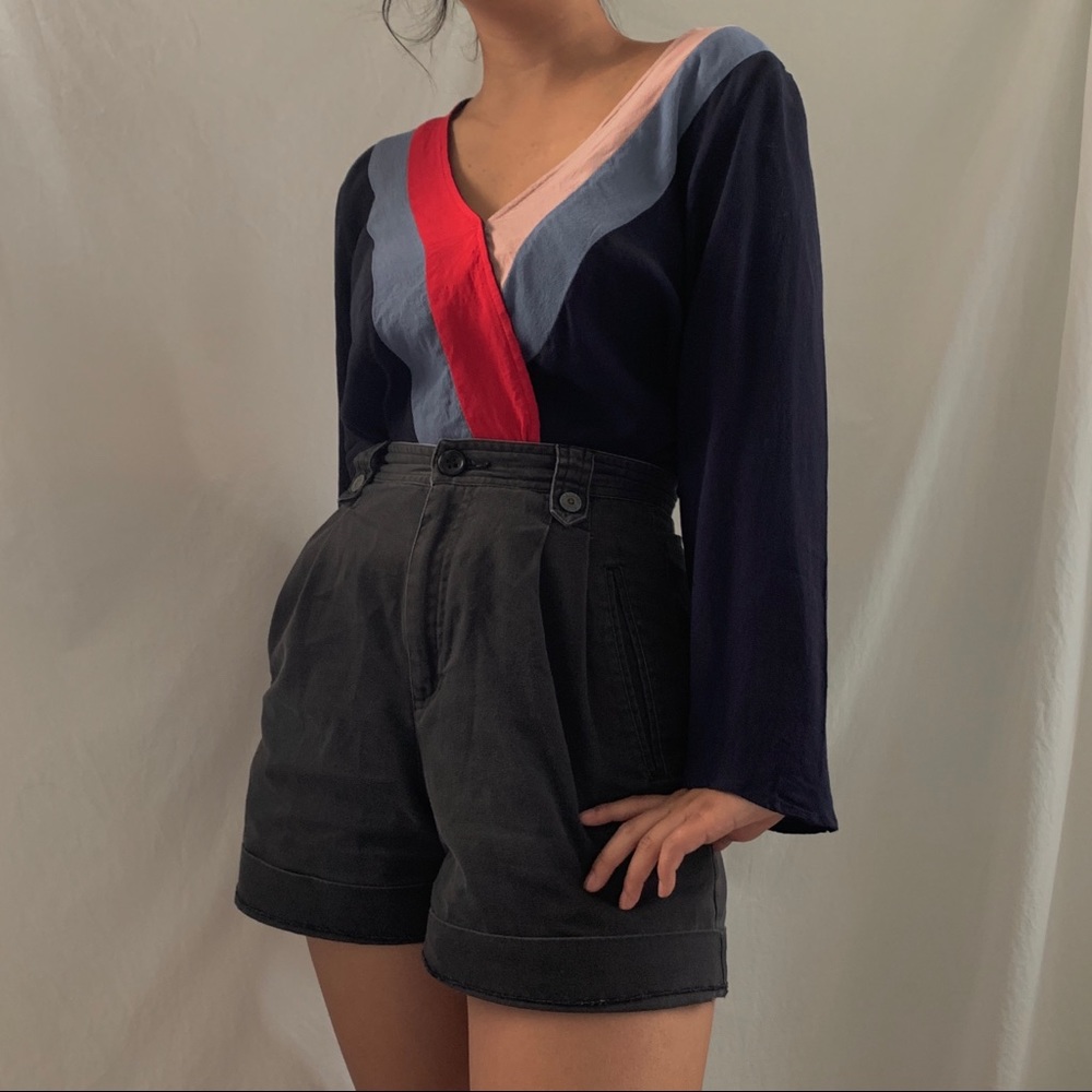 ✨GORGEOUS BLUE AND RED BLOUSE✨